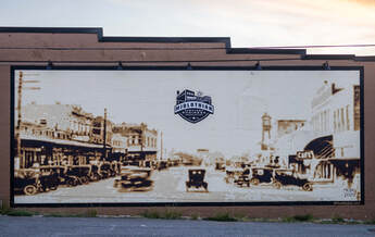 Mural on a Midlothian, Texas building